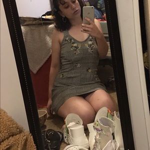 Meet your Posher, Nora